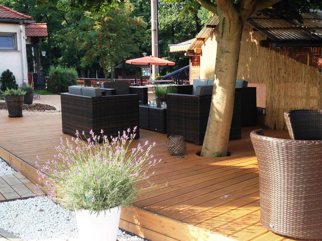 Hotel Zur Kanone 타우텐하인 외부 사진